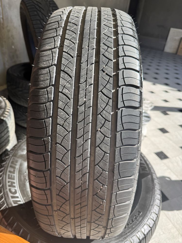 Michelin P275/60R20 All-Season shinalar – $1,200