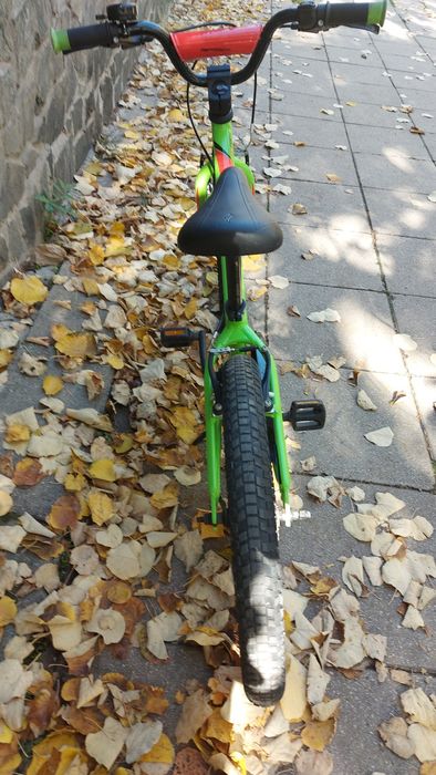 Детско колело specialized 20'