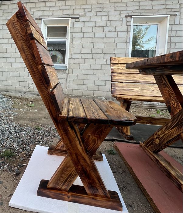 Продам стол, стулья, лавку из дерева