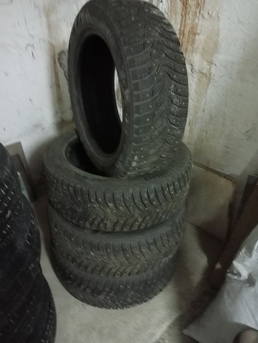 Продам зимние шины