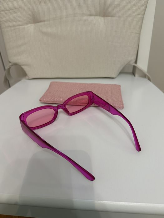 Ochelari de soare roz