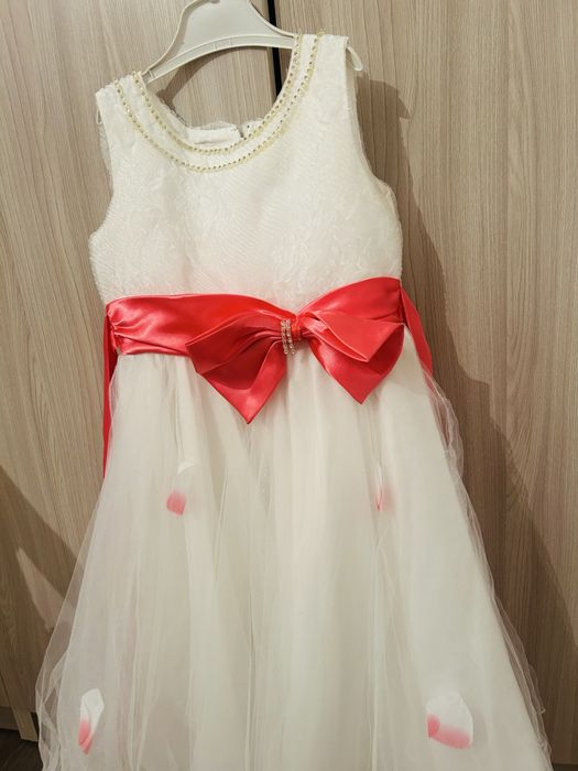 детский бальный платье