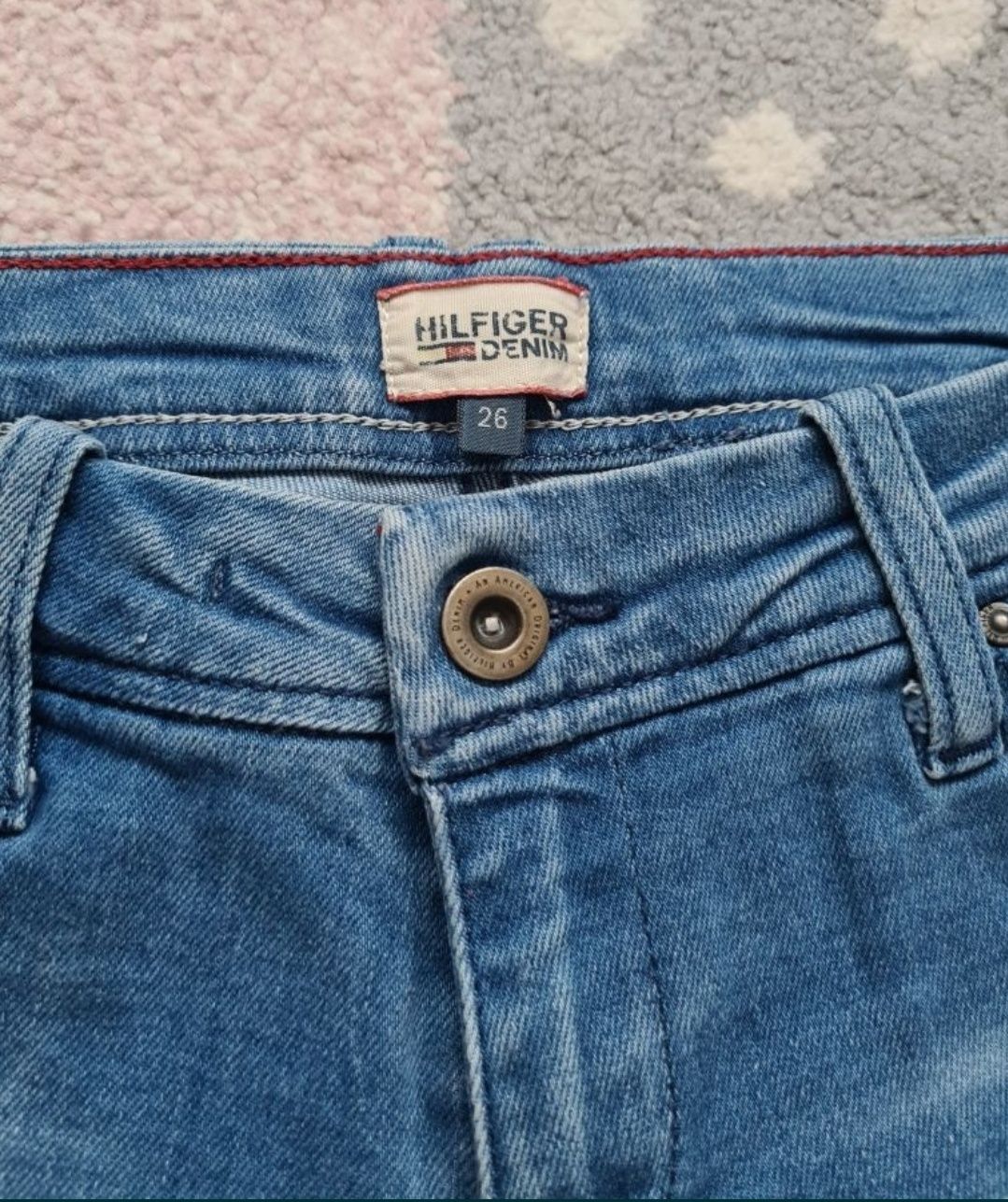 Blugi scurti Tommy Hilfiger marime Xs-S