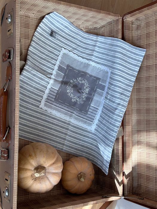 Нова красива декоративна калъфка за възглавница с ангел