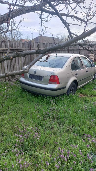 Vand piese VW BORA