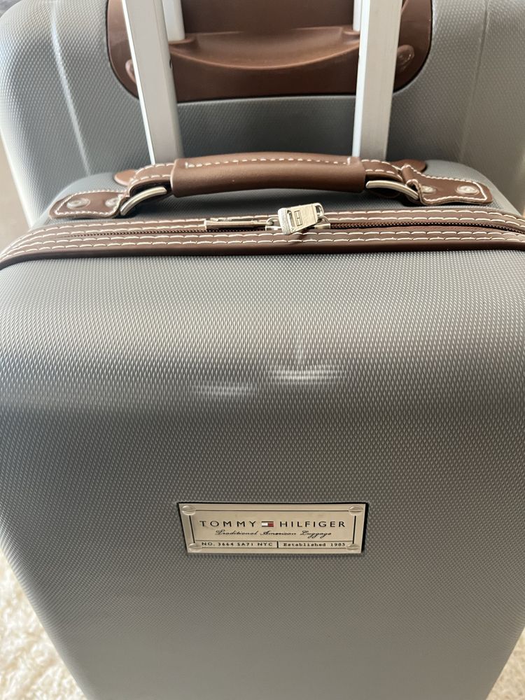Комплект куфари Tommy Hilfiger