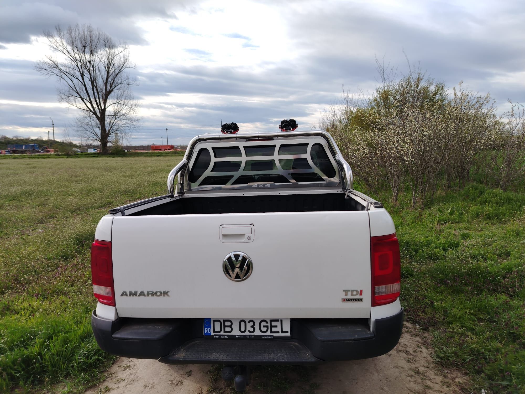 Vând sau schimb  Vw Amarok