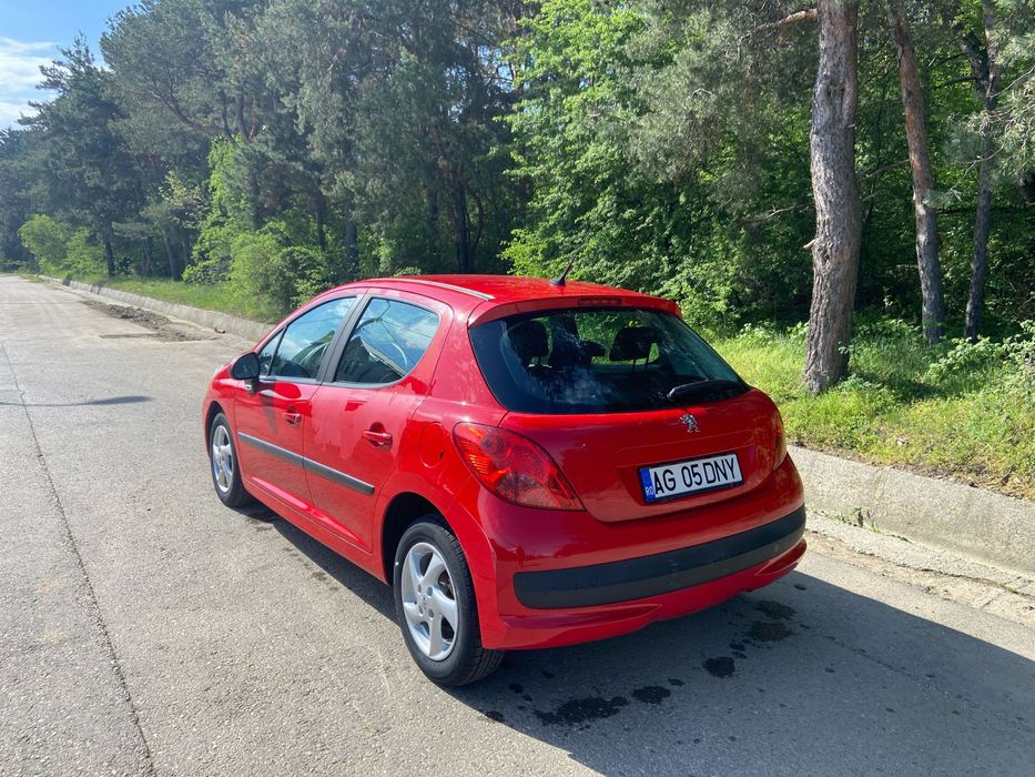 Vehicul Peugeot 207