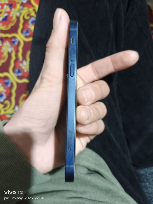 Iphone 12 mini. Ochlmagan yomkos 89 .