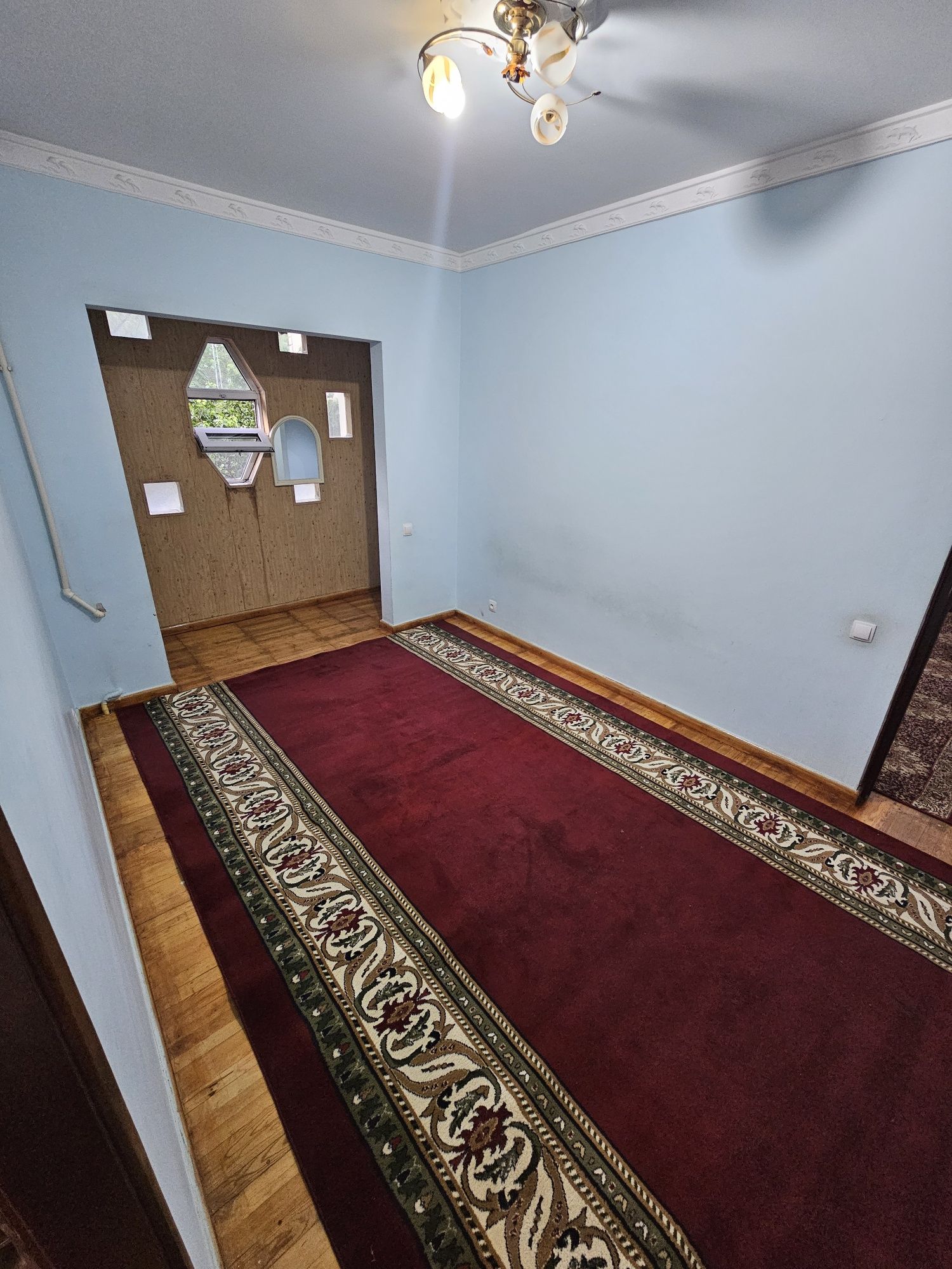 Сдаётся 3-х комнатная квартира в Аренду. Дархан