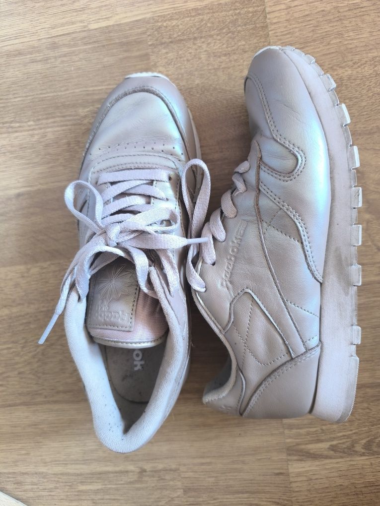 Маратонки Reebok естествена кожа хамелеоново бежови 38н.