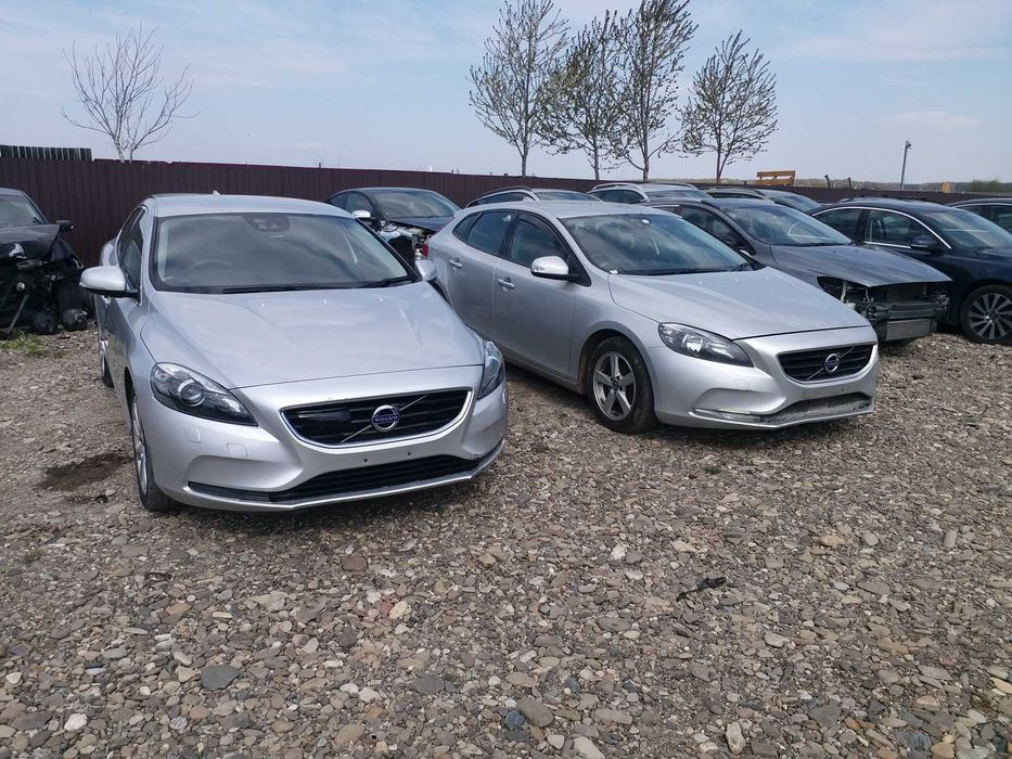 Piese Caroserie Fata / Spate VOLVO V40 An 2012-2020 Diesel / Benzina