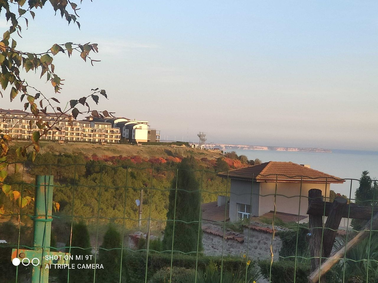 Продава се Парцел в Каварна - 1300 кв.м за 50 €/кв.м - Снимка #2