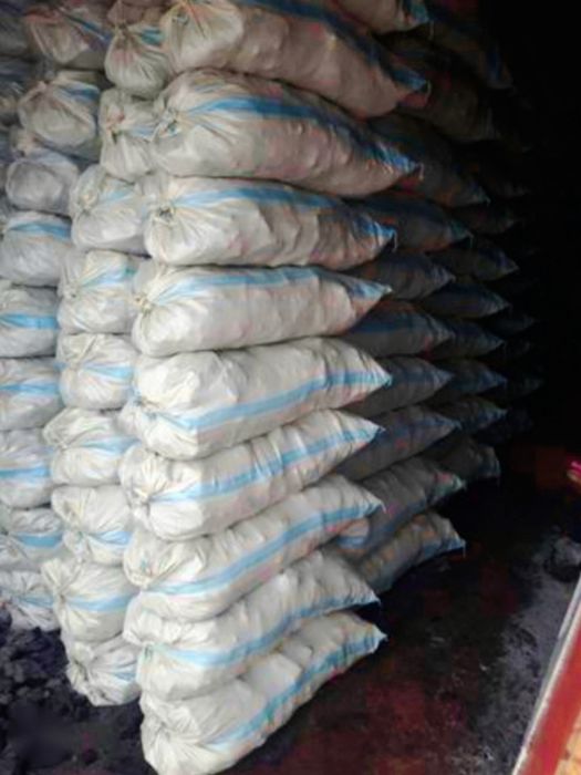 Уголь и дрова в мешках с бесплатной доставкой по городу