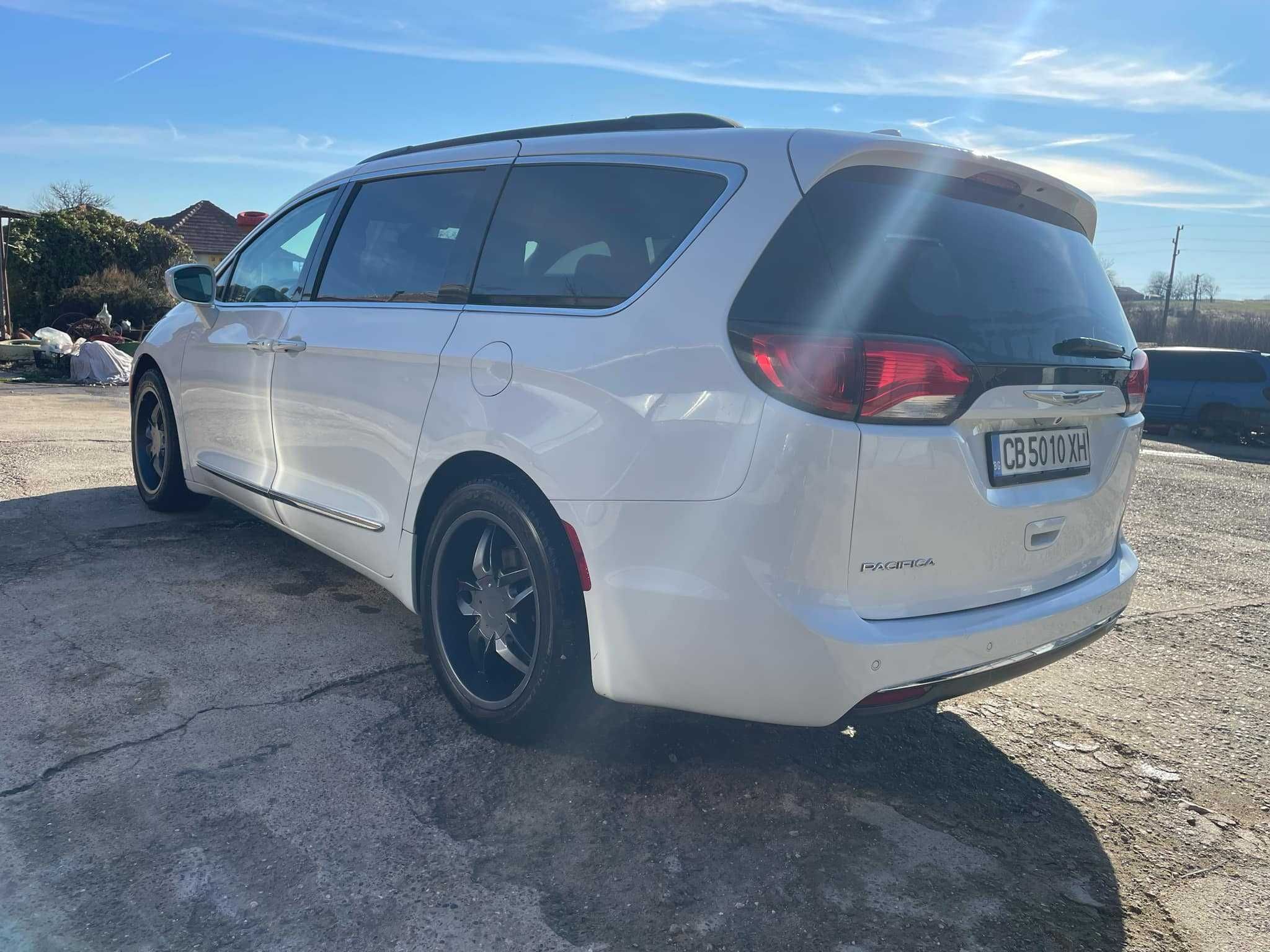Chrysler Pacifica Touring L 3.6 Pentastar