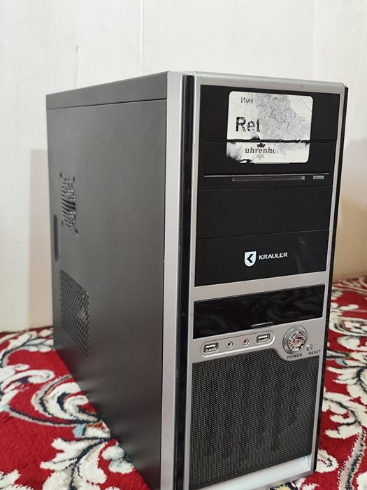 HP LE1901w stolni