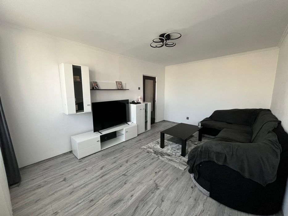 APARTAMENT 3 camere decomandat