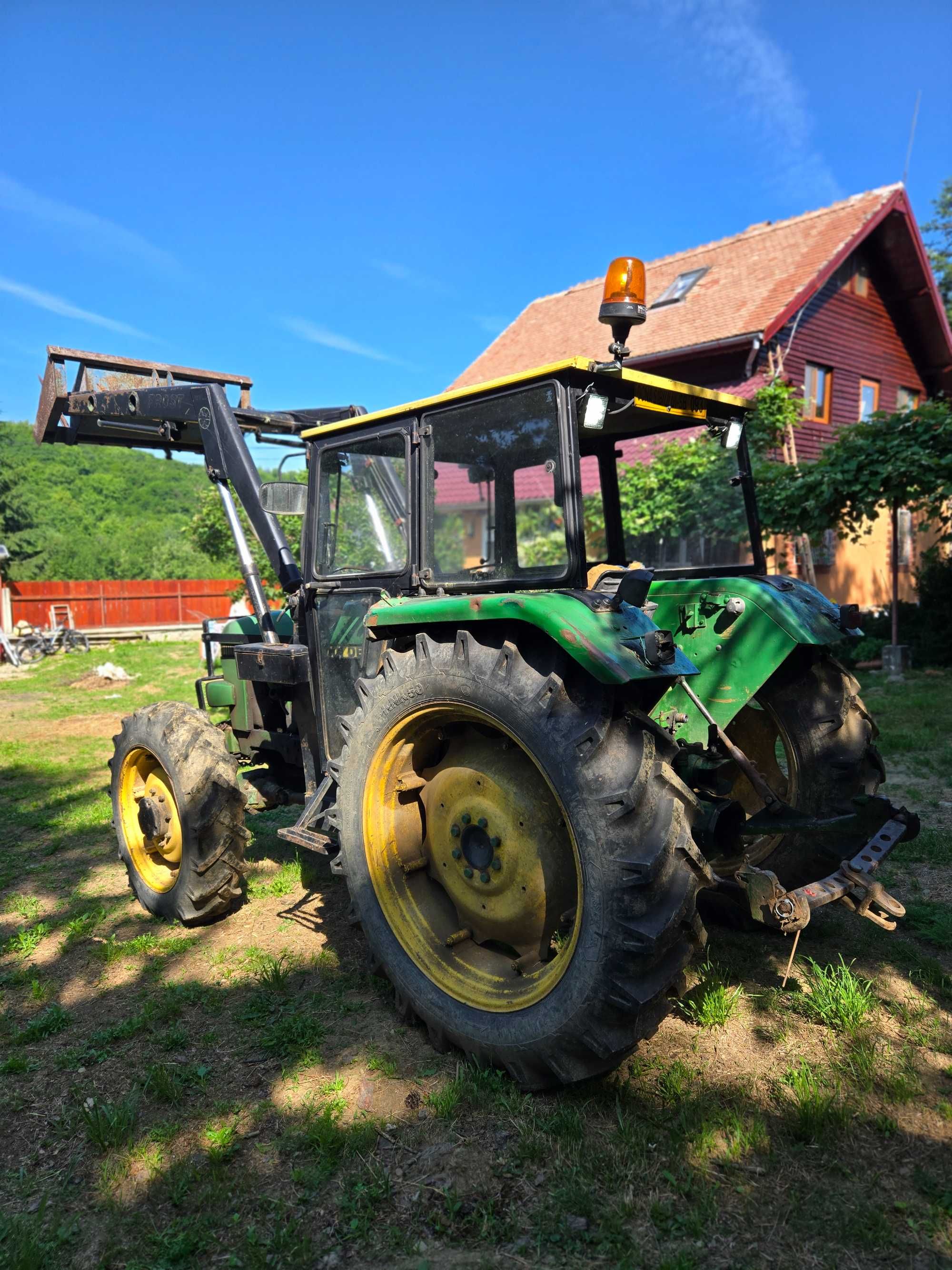 Tractor John Deere 1640 4x4 (schimb ulei motor/hidraulic/baterii noi)