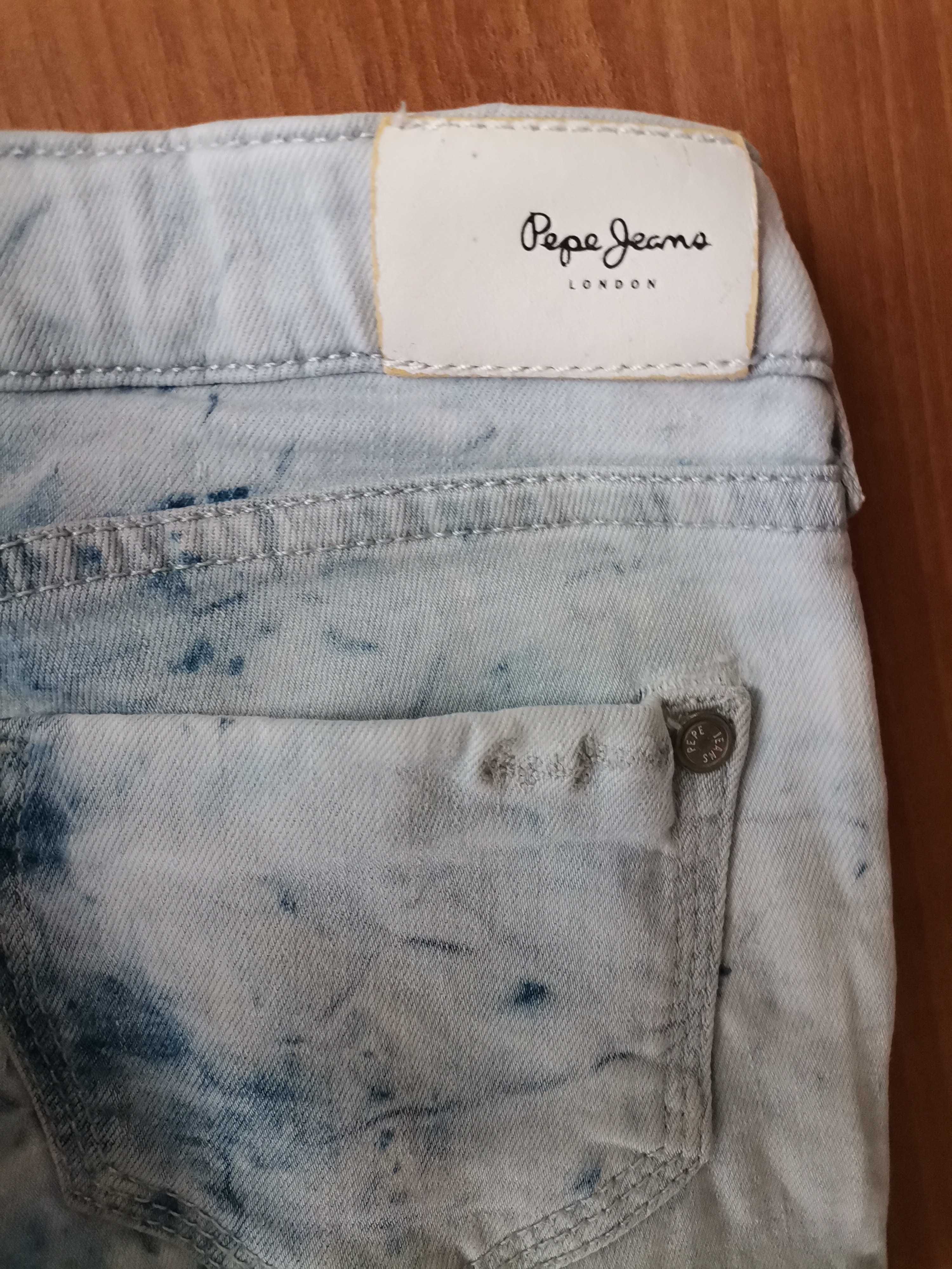 Pepe Jeans и Mango за 12 год.