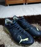 Vand ghete de fitbal puma!