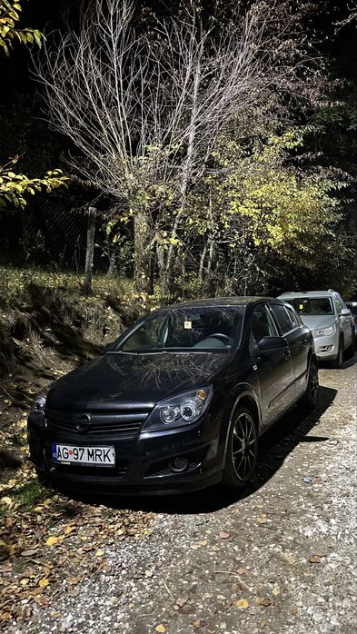 Vând Opel Astra H, motor 1.4 (90 CP)