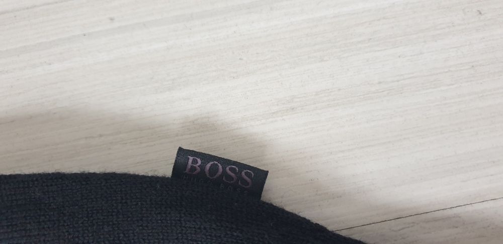 Hugo Boss Wool Knit Turtleneck Mens / L ОРИГИНАЛ! Мъжко Вълнено Поло!