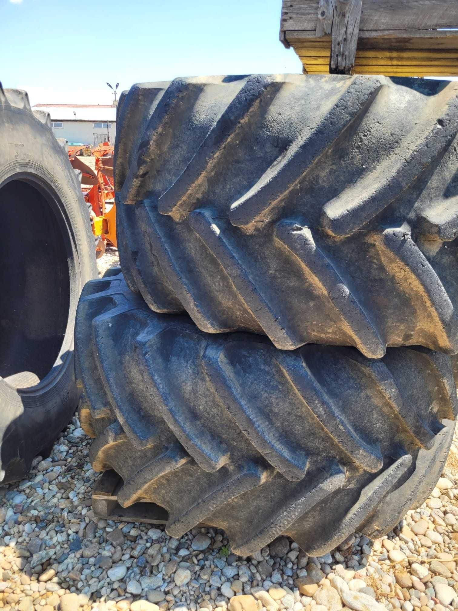 Jante cu anvelope Continental 800 / 65 R32 pentru combina agricola