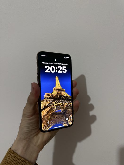 Iphone Xs gold rangi