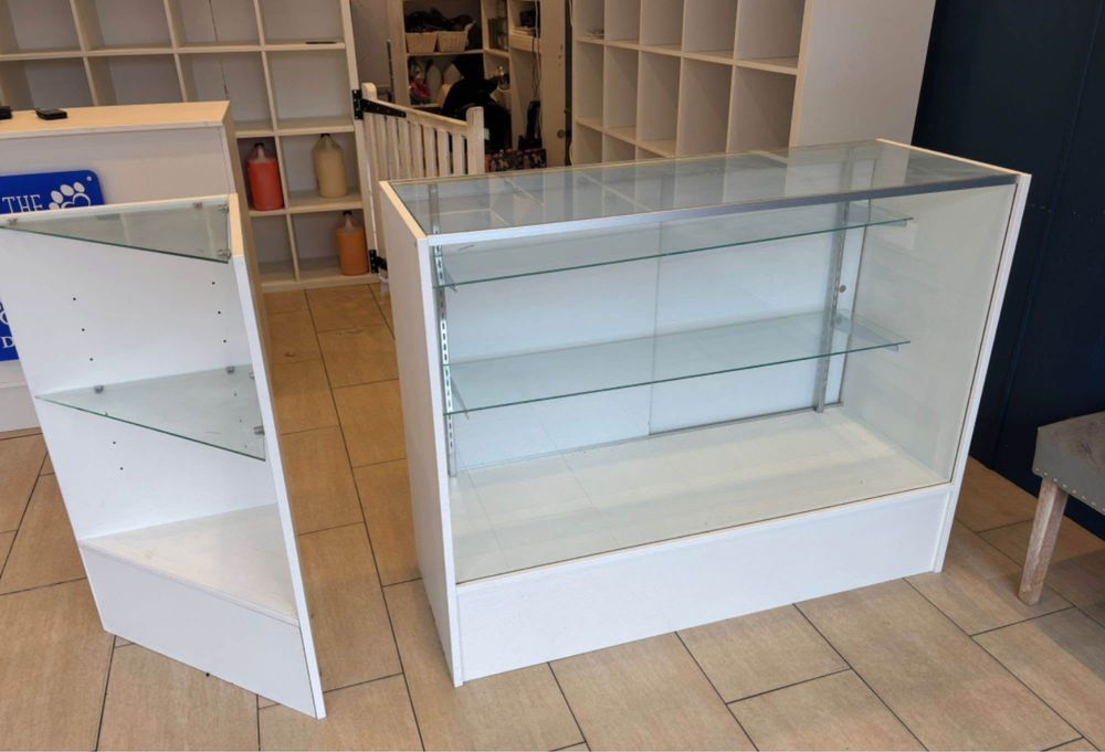 Обзавеждане за магазин