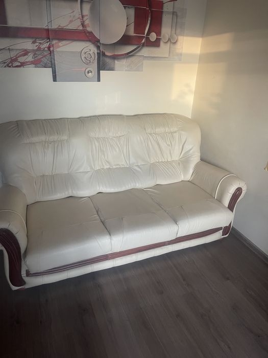 Vand canapea extensibila piele