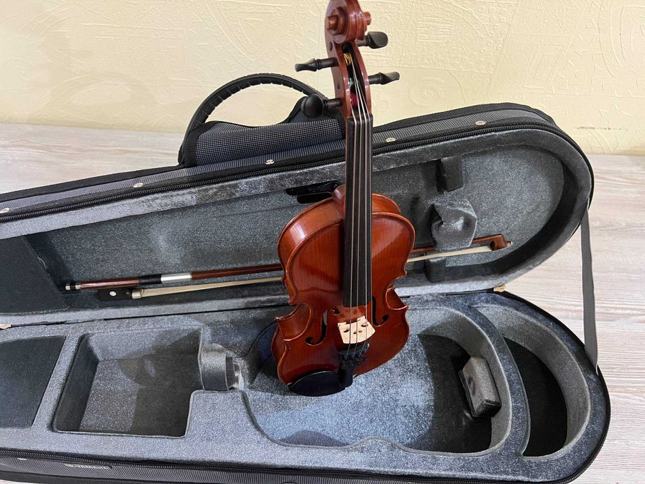 Продаю скрипку Yamaha V5 1/16