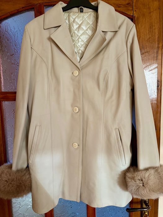 Palton de piele cu blana
