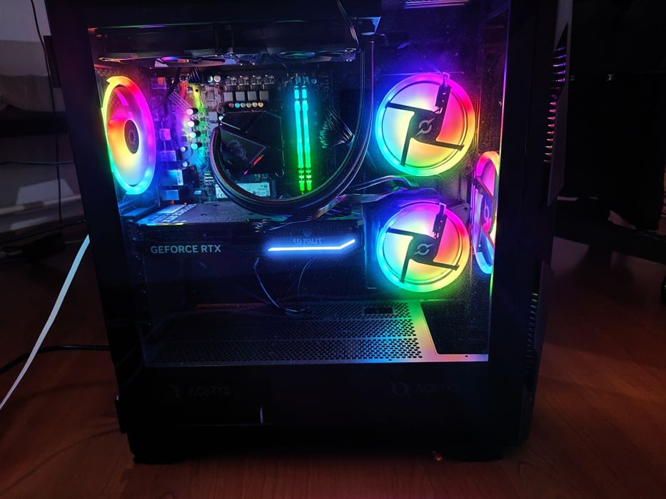 Gaming pc + periferice top