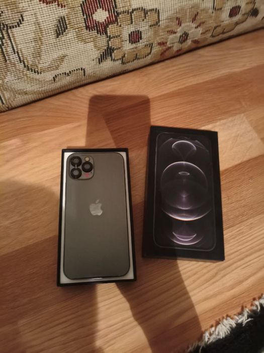 Айфон 12про срочно