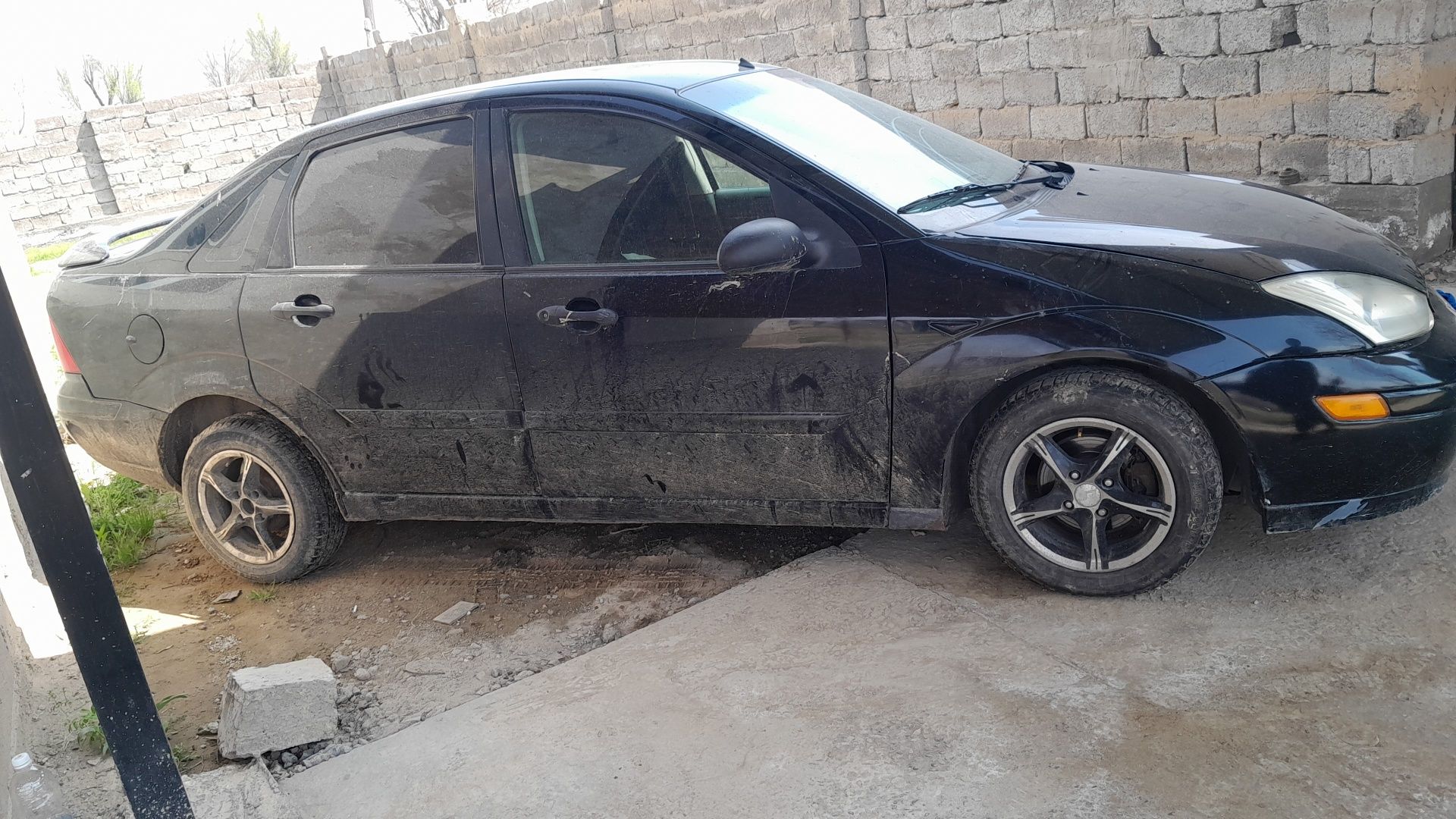 Ford Focus 2001 года