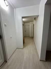 Vând apartament 3 camere, zona Cuza Voda