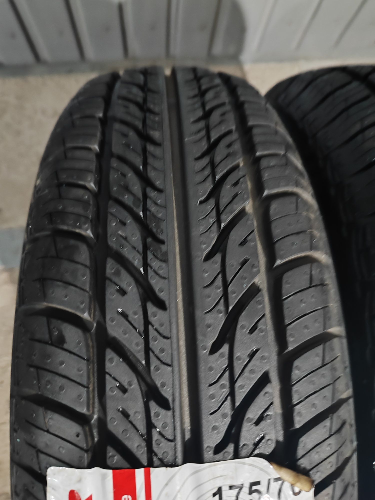 175/70 R13 Tigar Touring