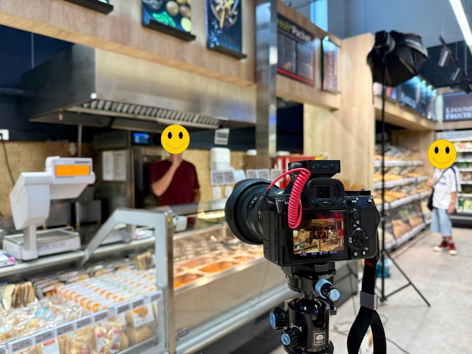 Videograf/fotograf comercial/creator continut/editor din Iași