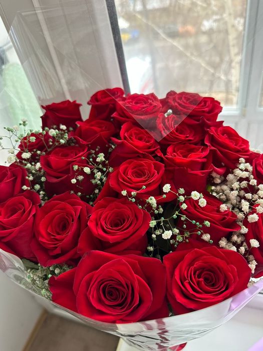 Продам 21 розу, высота 80см