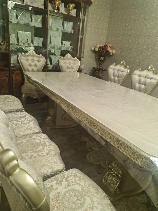 Стол ва 12 та стул