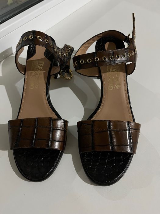 Босоножки Ferragamo