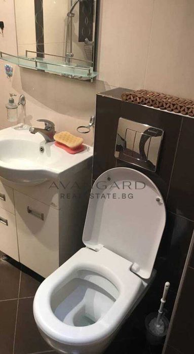 Продава се Двустаен апартамент в Пловдив, Кючук Париж - 78 кв.м за 1436 €/кв.м - Снимка #10