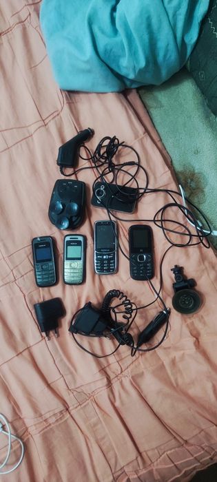 Телефоны на запчасти)
