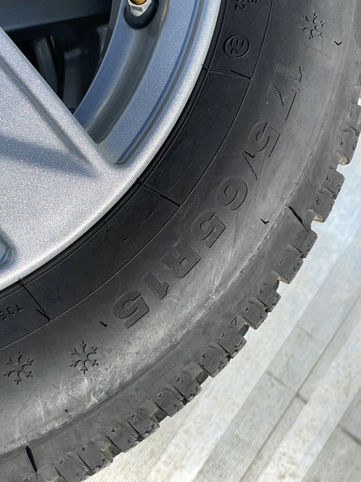 Jante Toyota  cu anvelope 175/65 R15