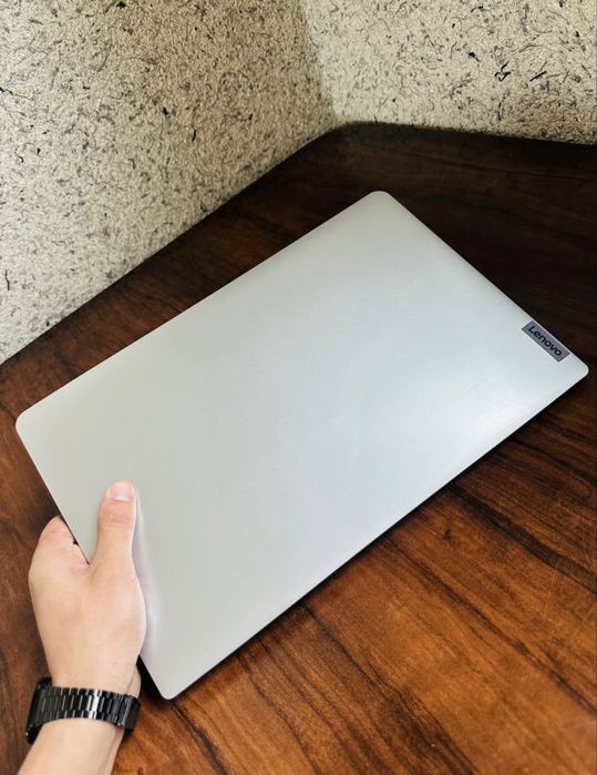 Lenovo 4020 holati yaxshi narxi arzon srochni sotiladi