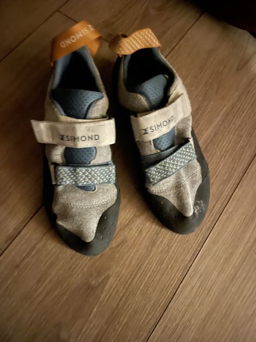 incaltaminte simond fete