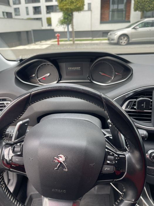 Peugoet 308 1.5 hdi gt line 2019