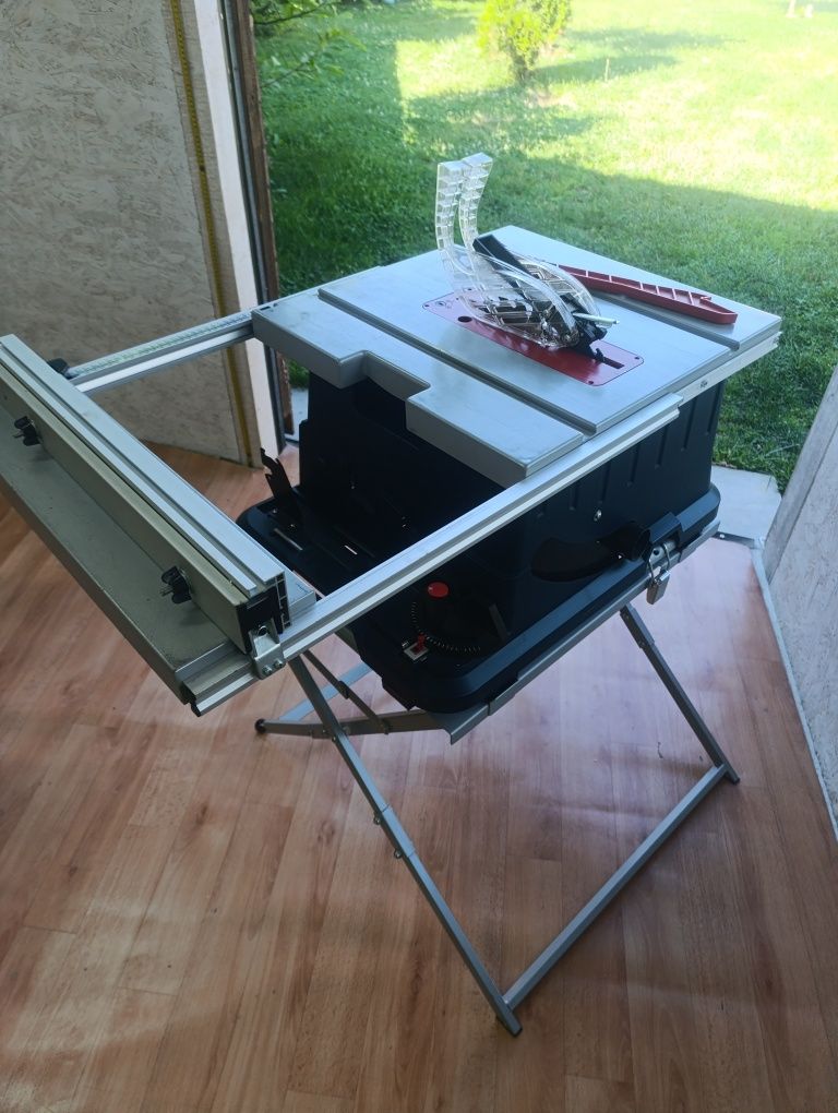 Настолен циркуляр Bosch GTS 635-216