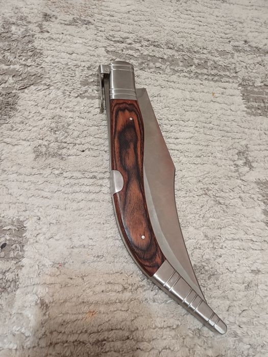 Vând briceag cricket spaniol