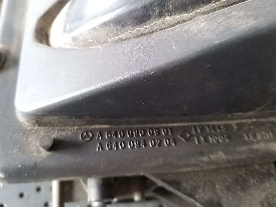 Carcasa filtru aer 2.0 cdi mercedes a class w169 a6400900901 a6400940204